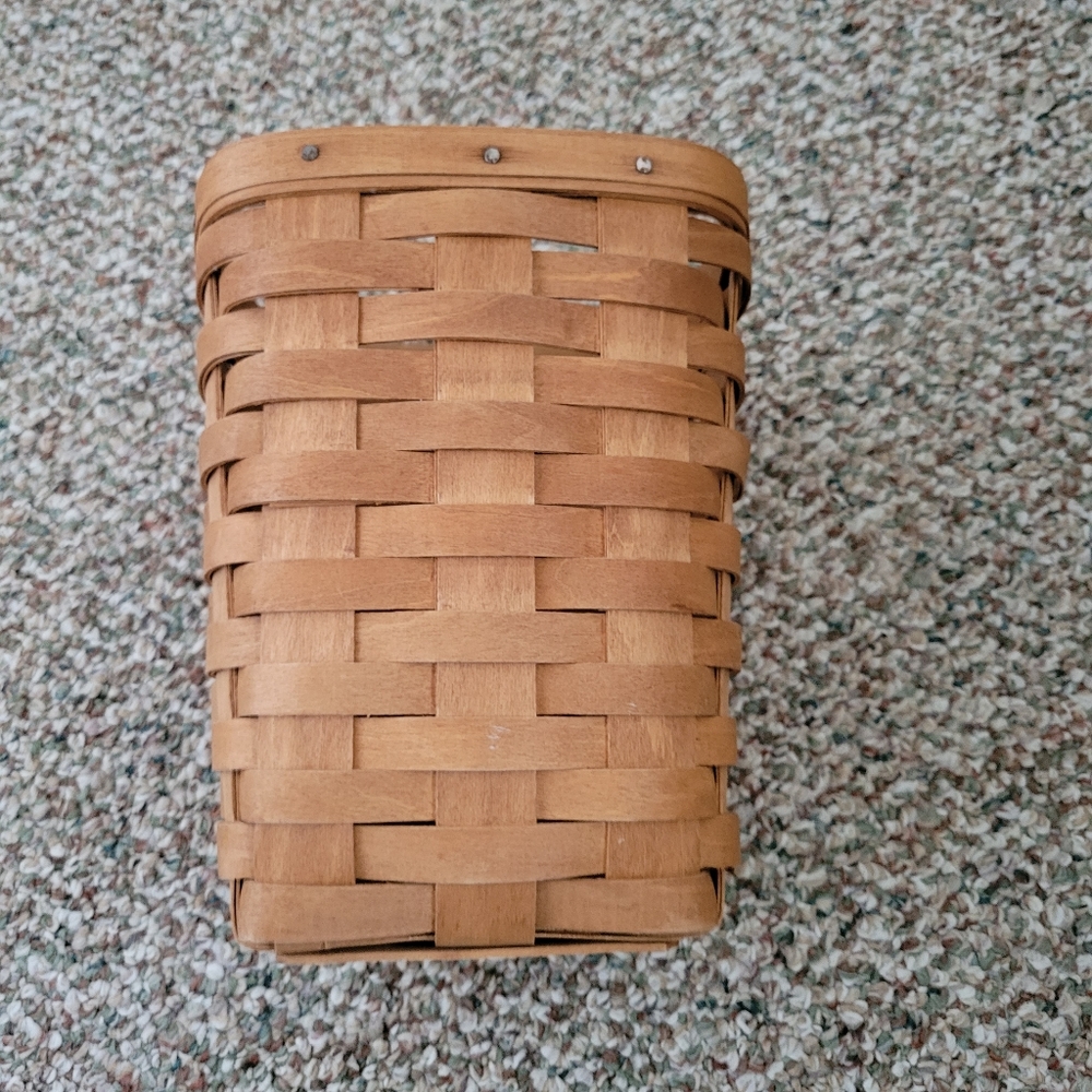 1987 LONGABERGER Basket